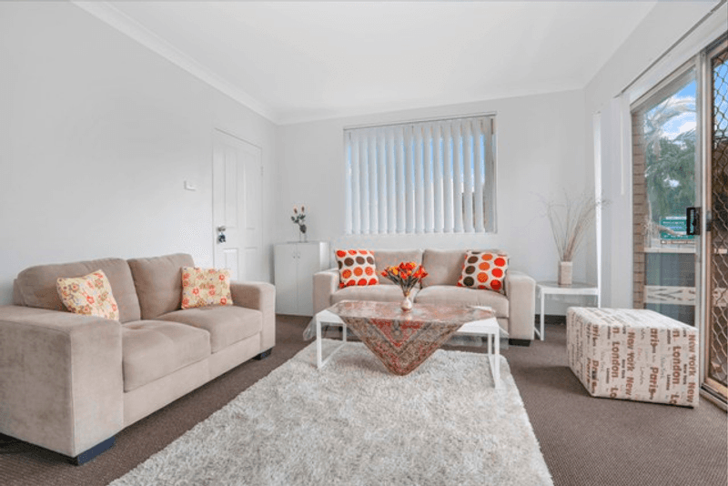 3/10 PRINCES Highway, WEST WOLLONGONG, NSW 2500