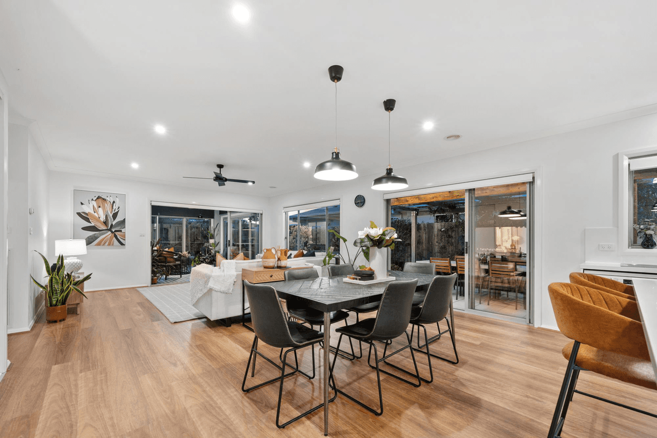 104 Langtree Crescent, CRACE, ACT 2911
