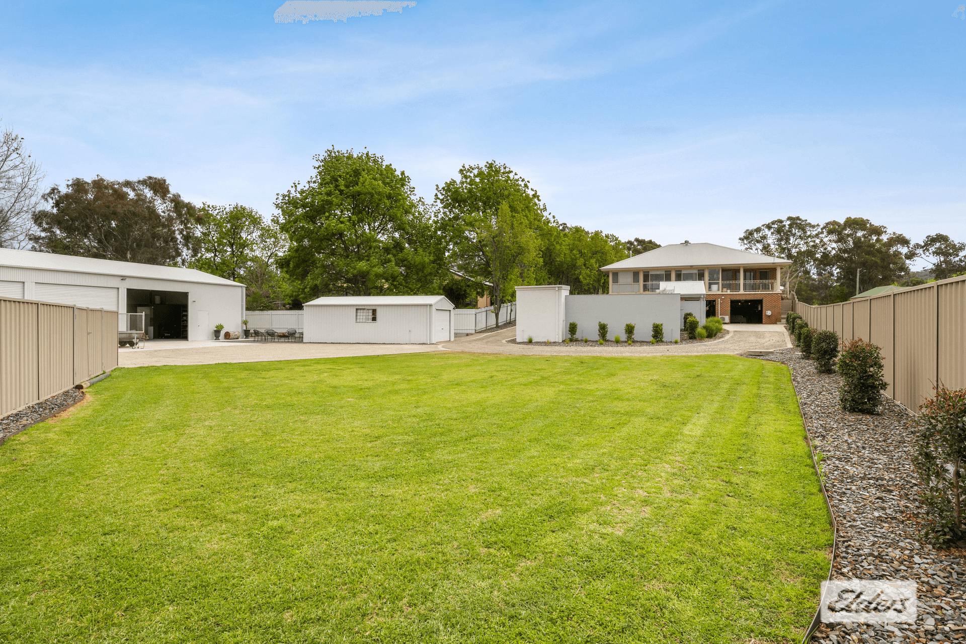 348 Diggers Road, Lavington, NSW 2641