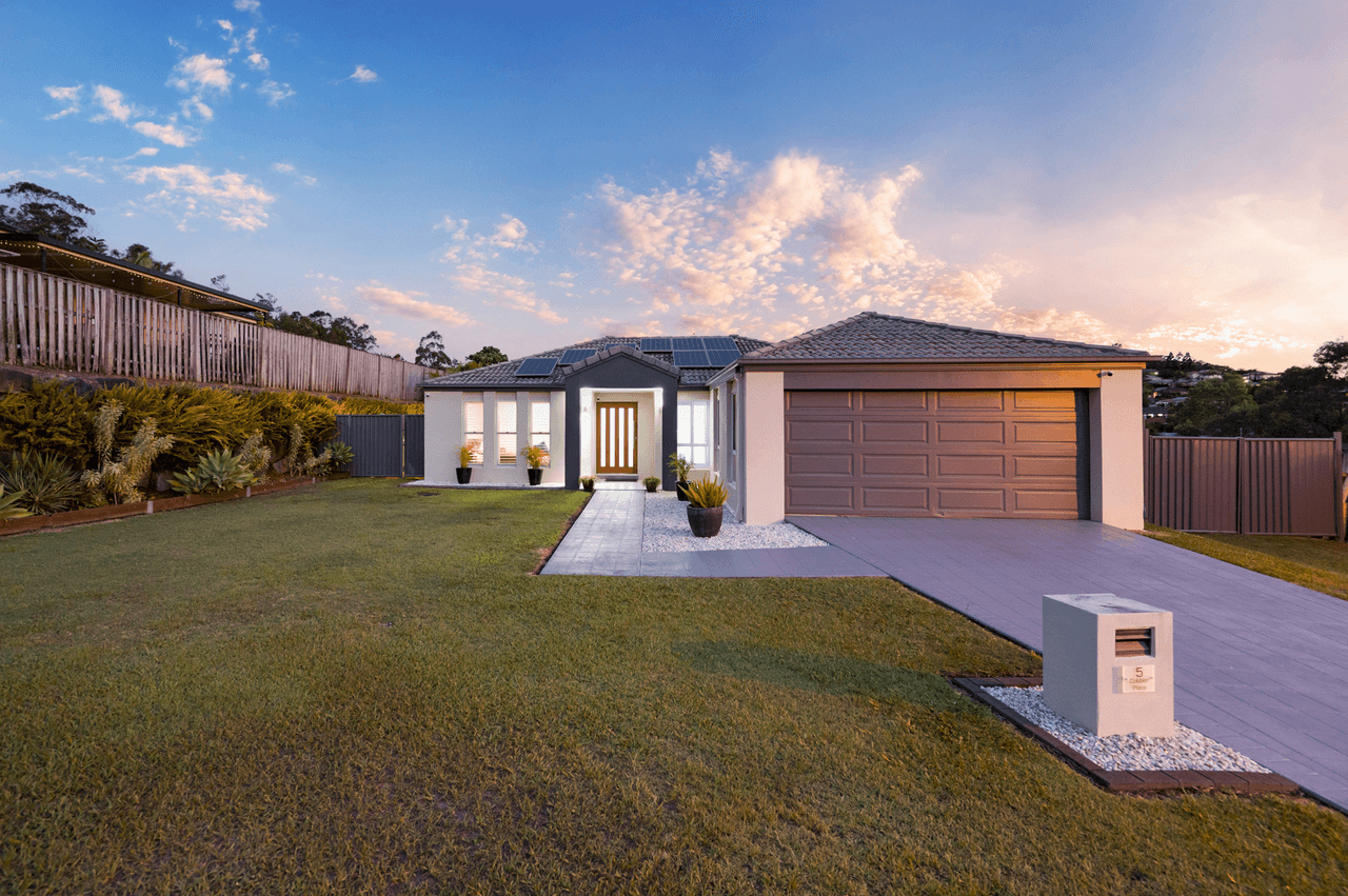 5 Cobbler Place, PACIFIC PINES, QLD 4211