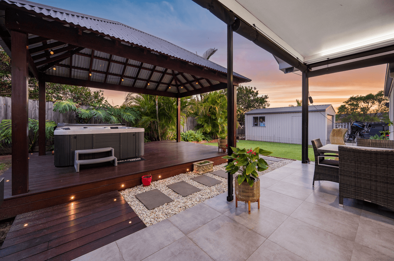 5 Cobbler Place, PACIFIC PINES, QLD 4211