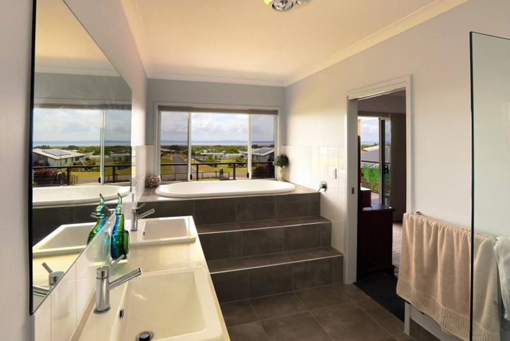 41 Windjammer Cct, RIVER HEADS, QLD 4655