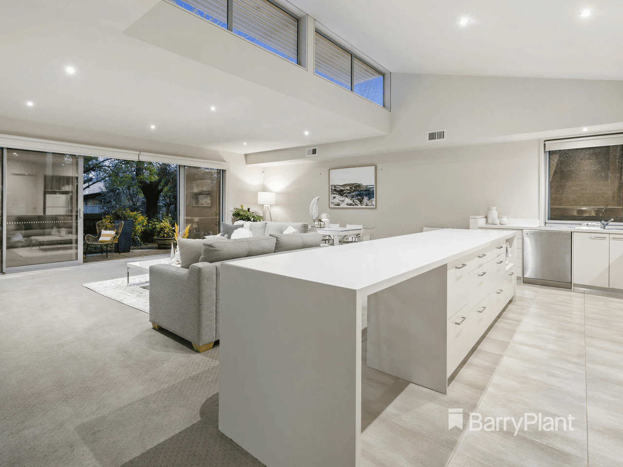 21  King Georges Avenue, MORNINGTON, VIC 3931