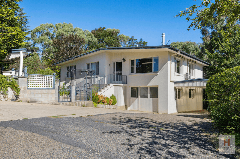 19 Blairgowrie Avenue, Cooma, NSW 2630