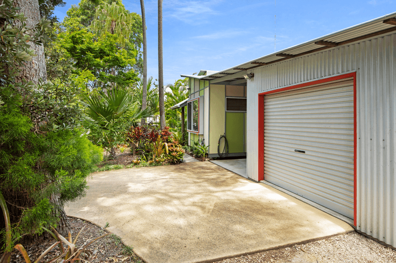 2 Naiad Ct, Rainbow Beach, QLD 4581