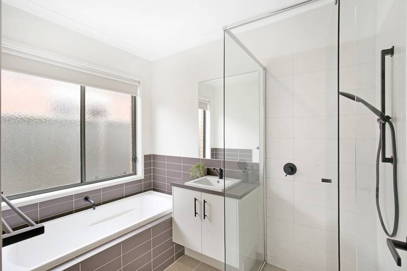 9 Yumbarra Parade, Wollert, VIC 3750