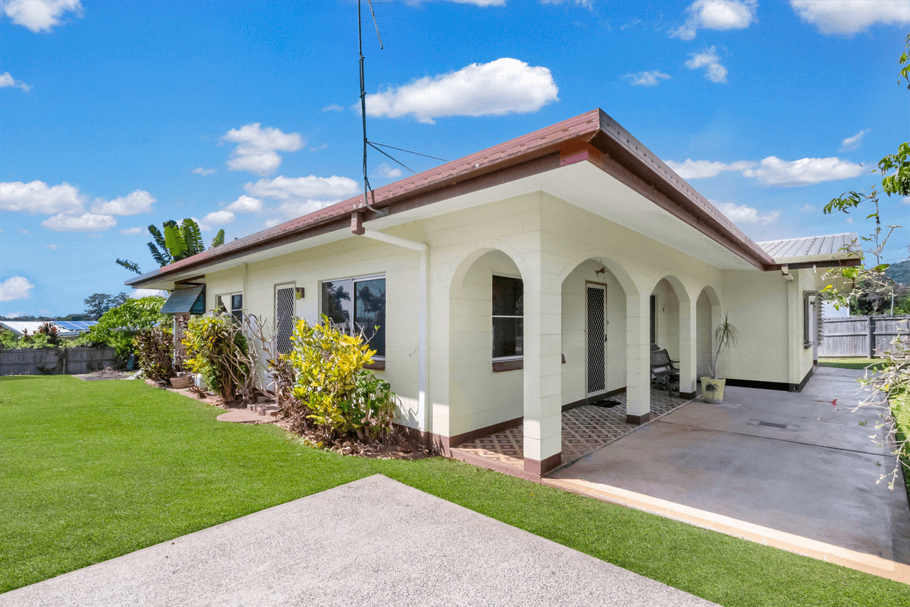 8 Gavin Street, SMITHFIELD, QLD 4878