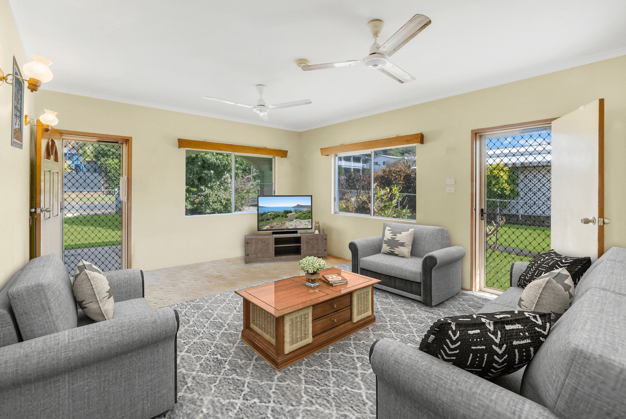 8 Gavin Street, SMITHFIELD, QLD 4878