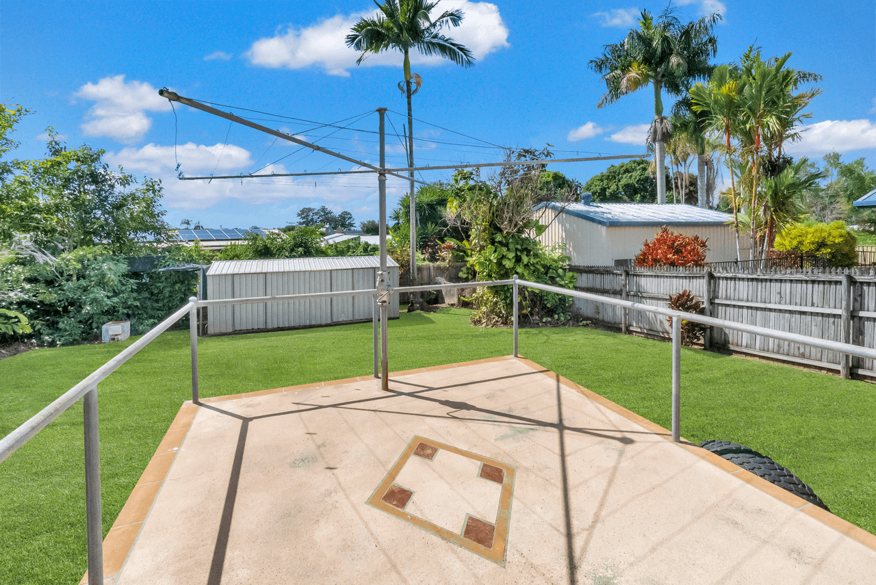 8 Gavin Street, SMITHFIELD, QLD 4878