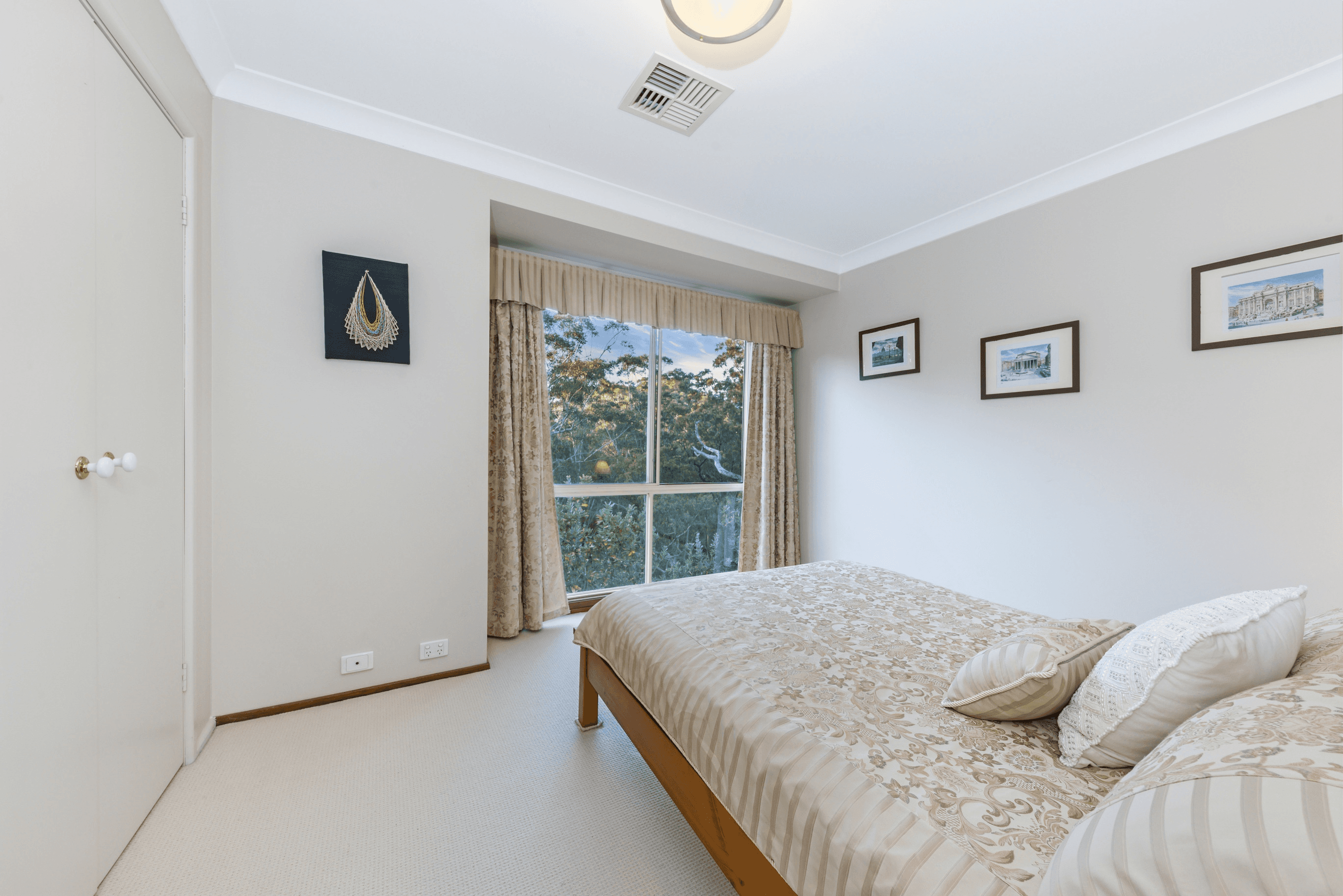 10  Hyde Avenue, Glenhaven, NSW 2156