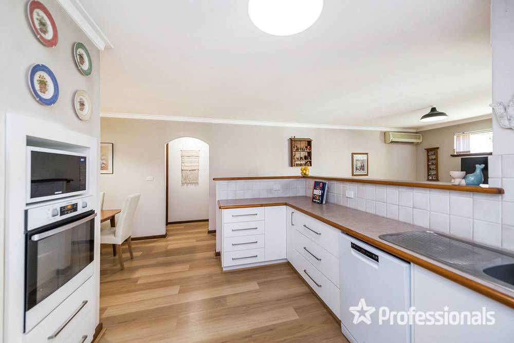38 Barridale Drive, KINGSLEY, WA 6026