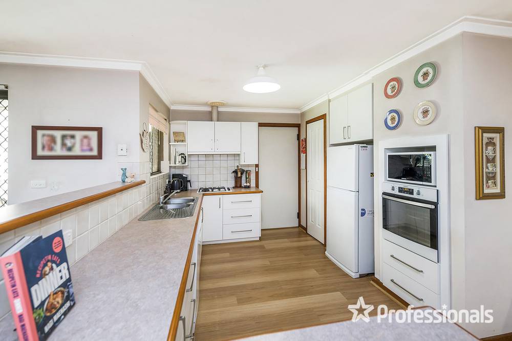 38 Barridale Drive, KINGSLEY, WA 6026