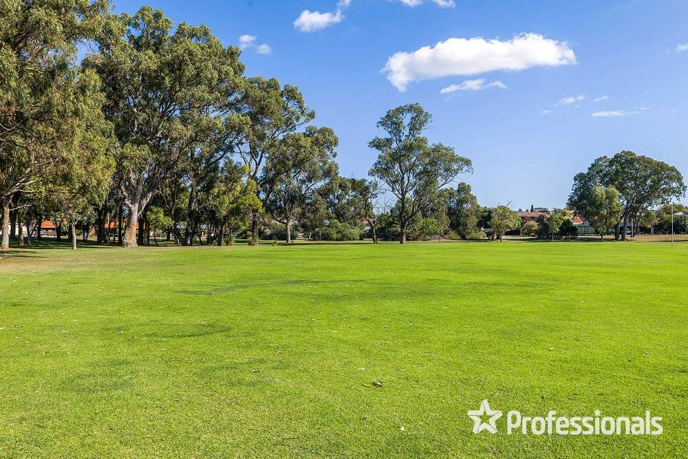 38 Barridale Drive, KINGSLEY, WA 6026