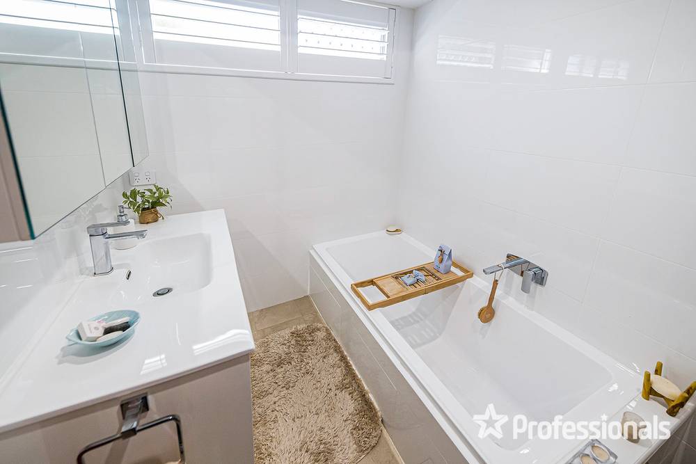 38 Barridale Drive, KINGSLEY, WA 6026