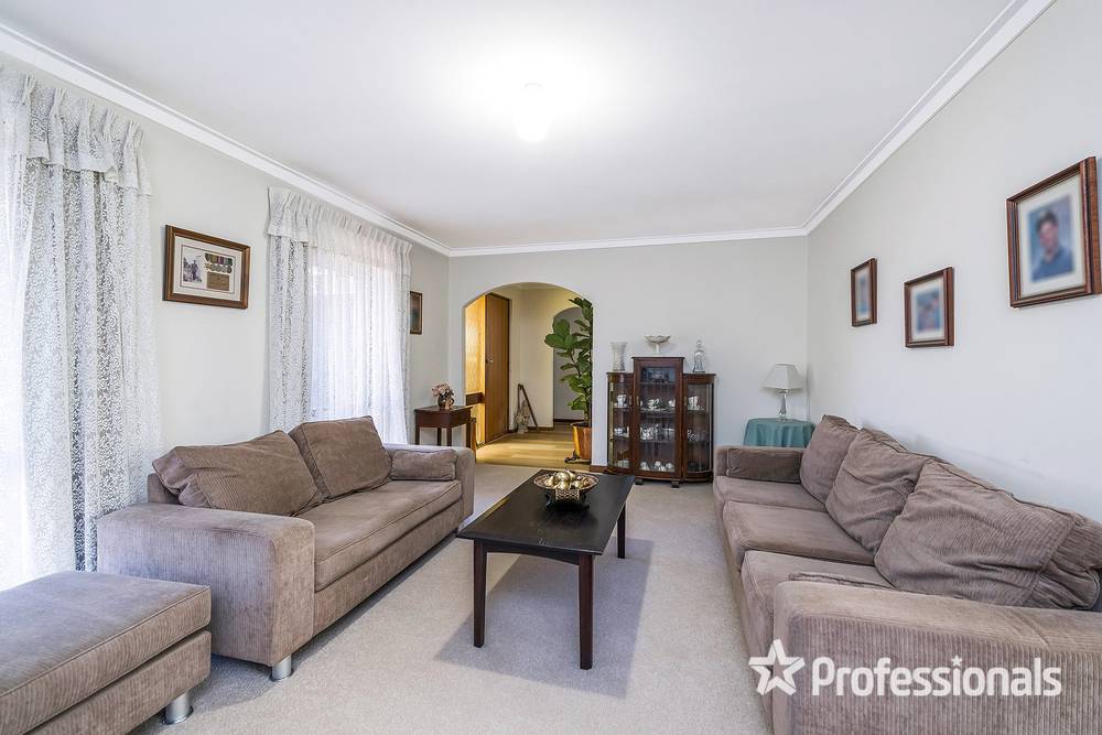 38 Barridale Drive, KINGSLEY, WA 6026