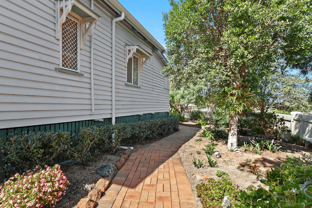 45 Ipswich St, EAST TOOWOOMBA, QLD 4350