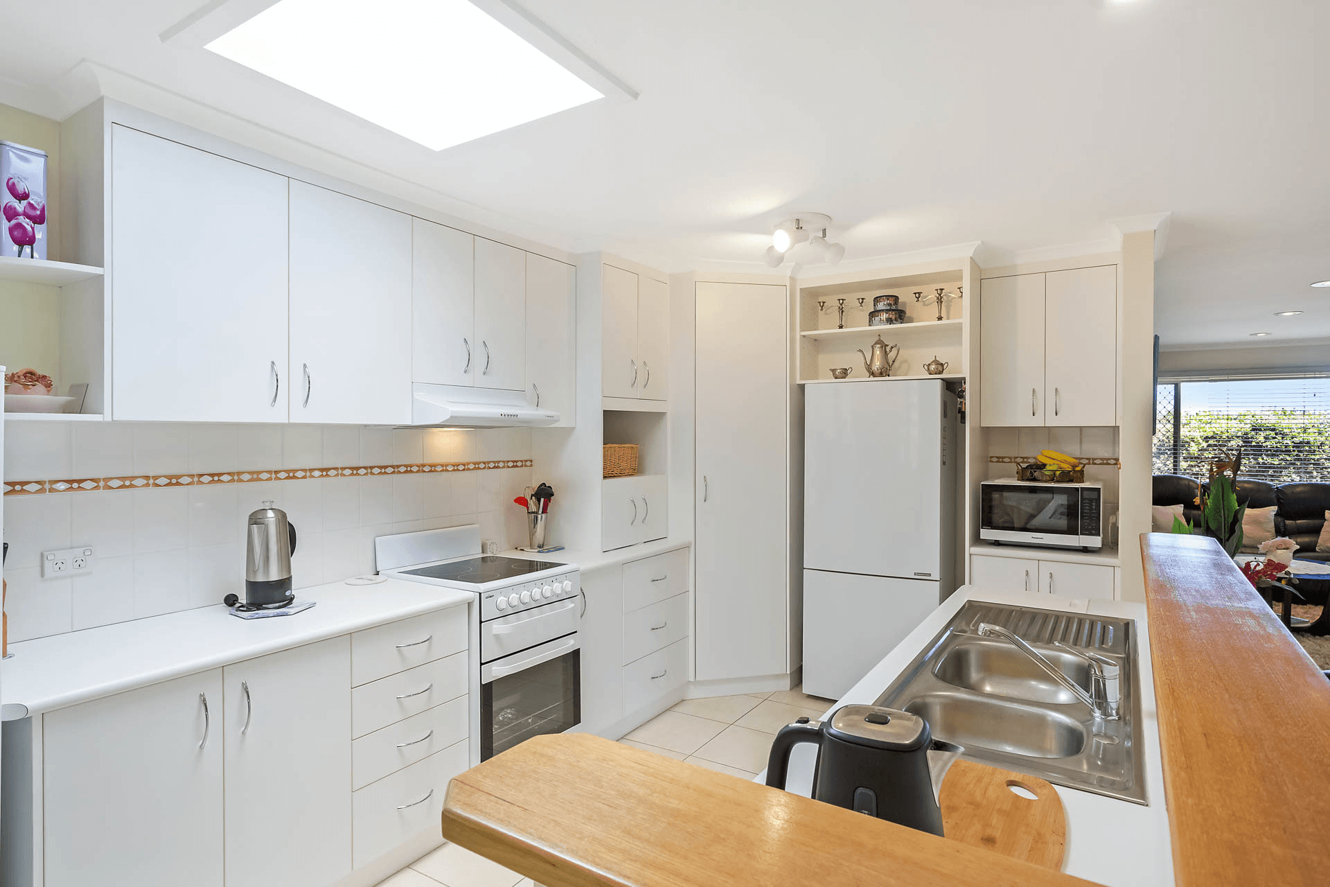 19 Hakea Place, Tura Beach, NSW 2548