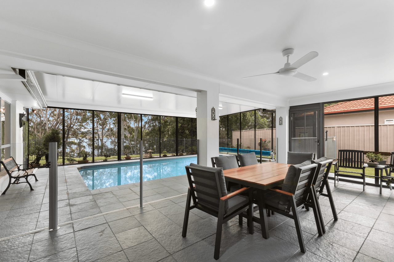 89 Botanical Circuit, BANORA POINT, NSW 2486