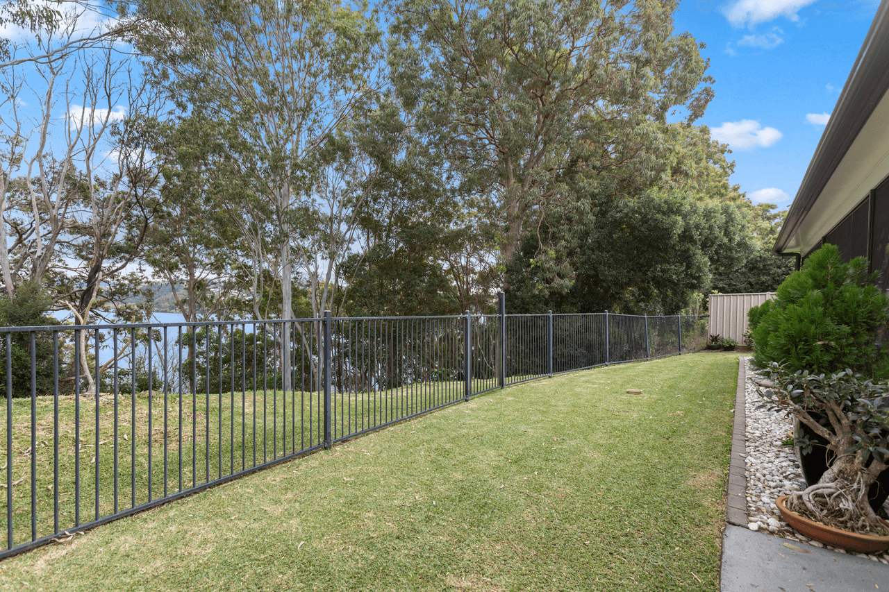 89 Botanical Circuit, BANORA POINT, NSW 2486