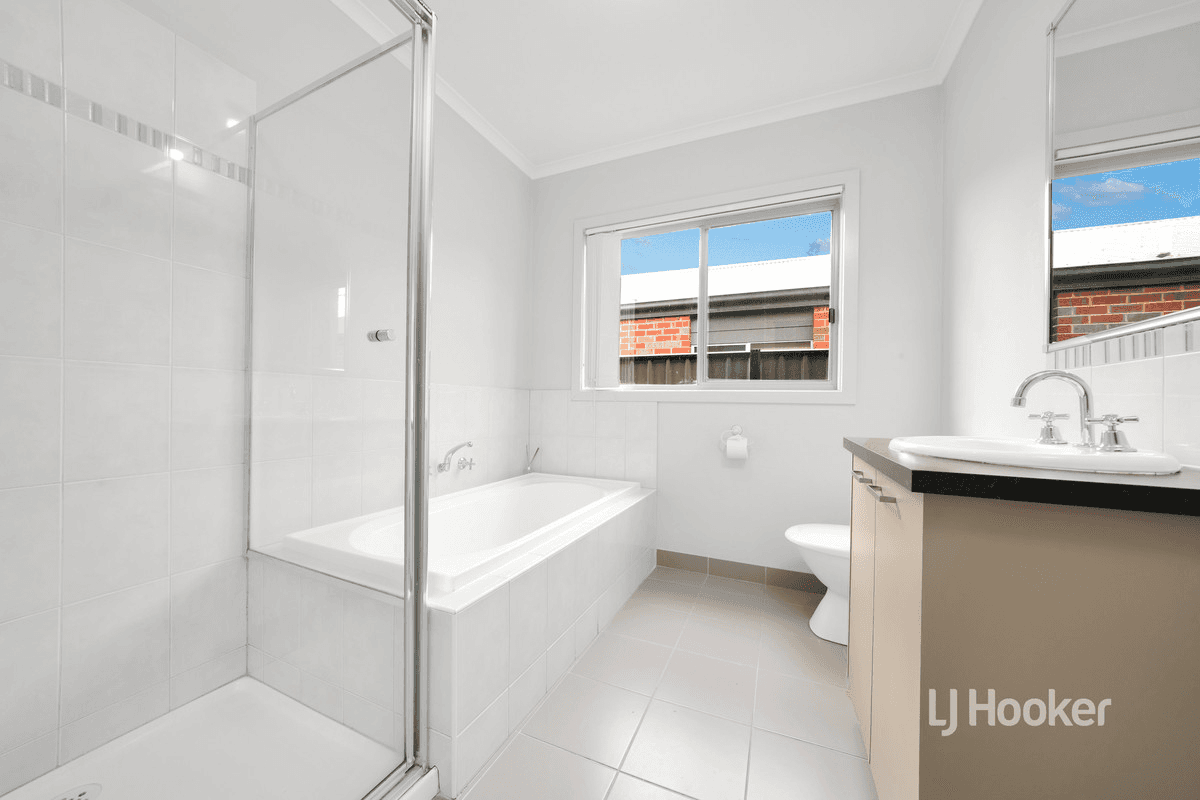 6/39 Astley Crescent, POINT COOK, VIC 3030