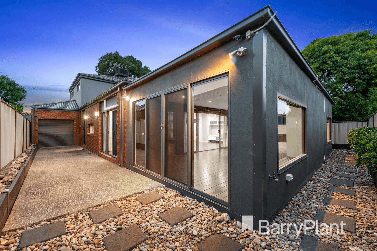 18 Lyons Avenue, Burnside Heights, VIC 3023