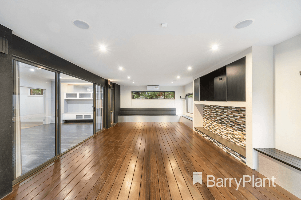 18 Lyons Avenue, Burnside Heights, VIC 3023