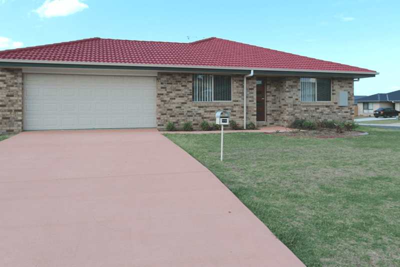 1/10 Tawney Street, LOWOOD, QLD 4311