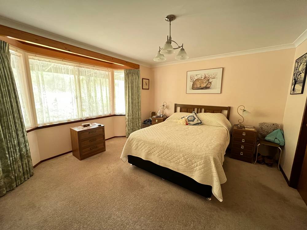 6 Ravenhill Heights, OCEAN BEACH, WA 6333