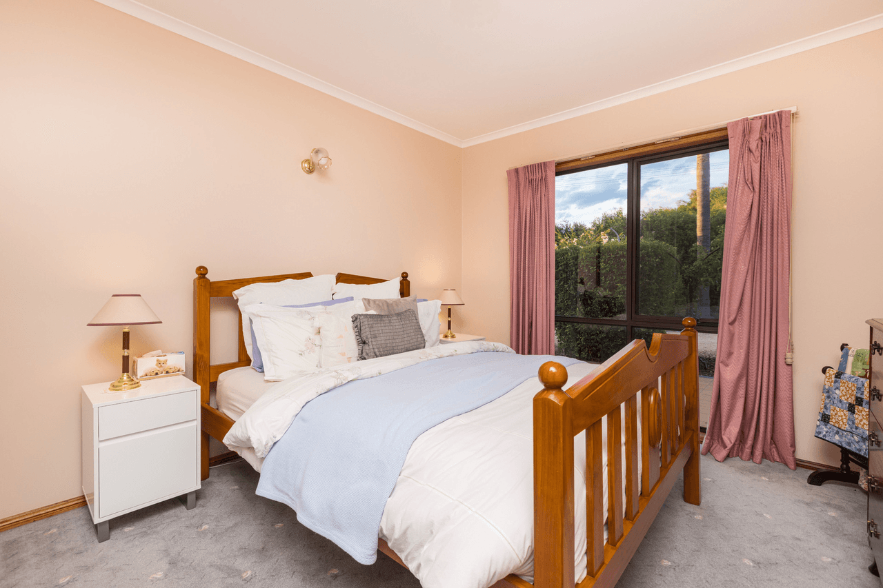 856 Cowra Avenue, Irymple, VIC 3498