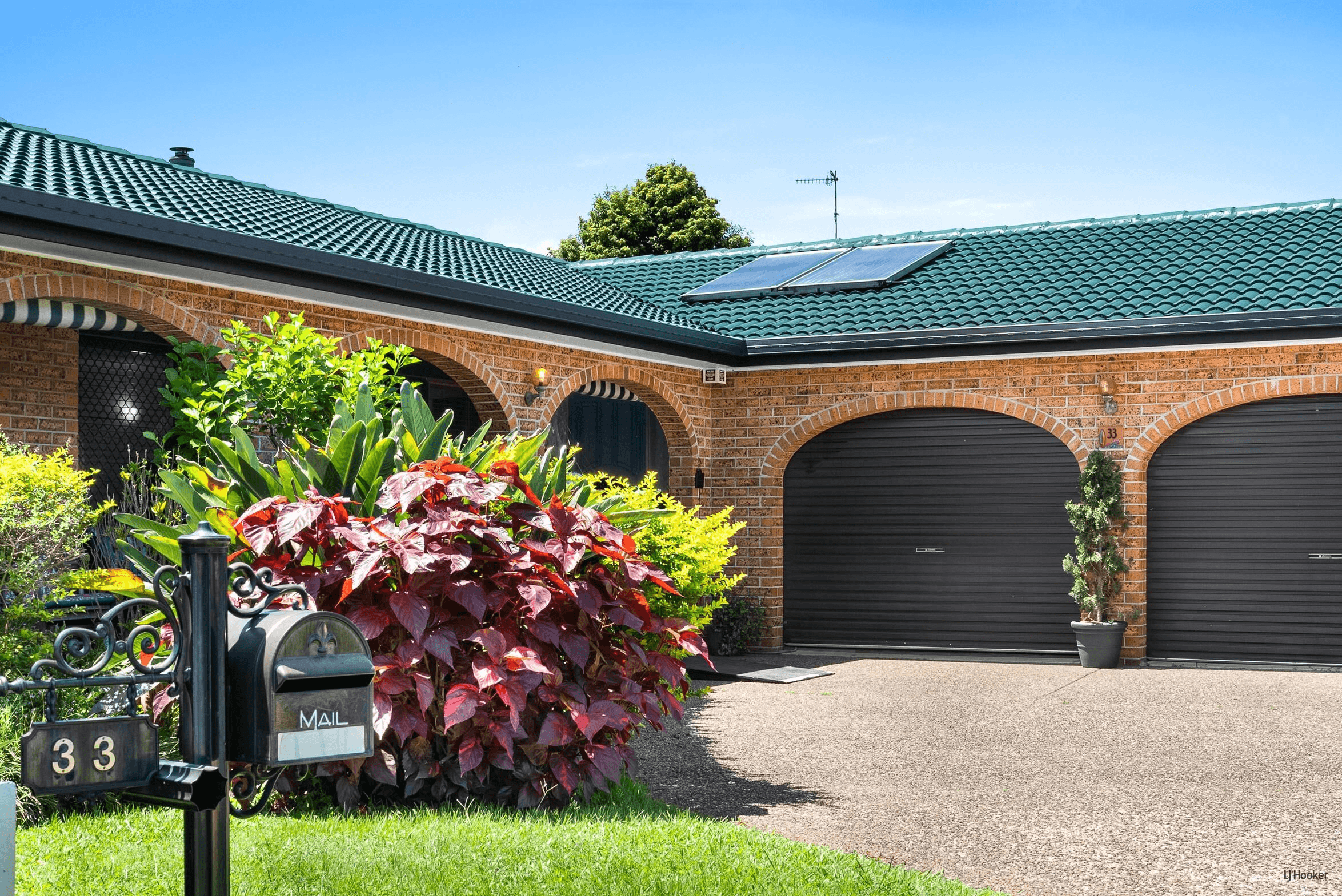 33 Spindle Street, Palm Beach, QLD 4221