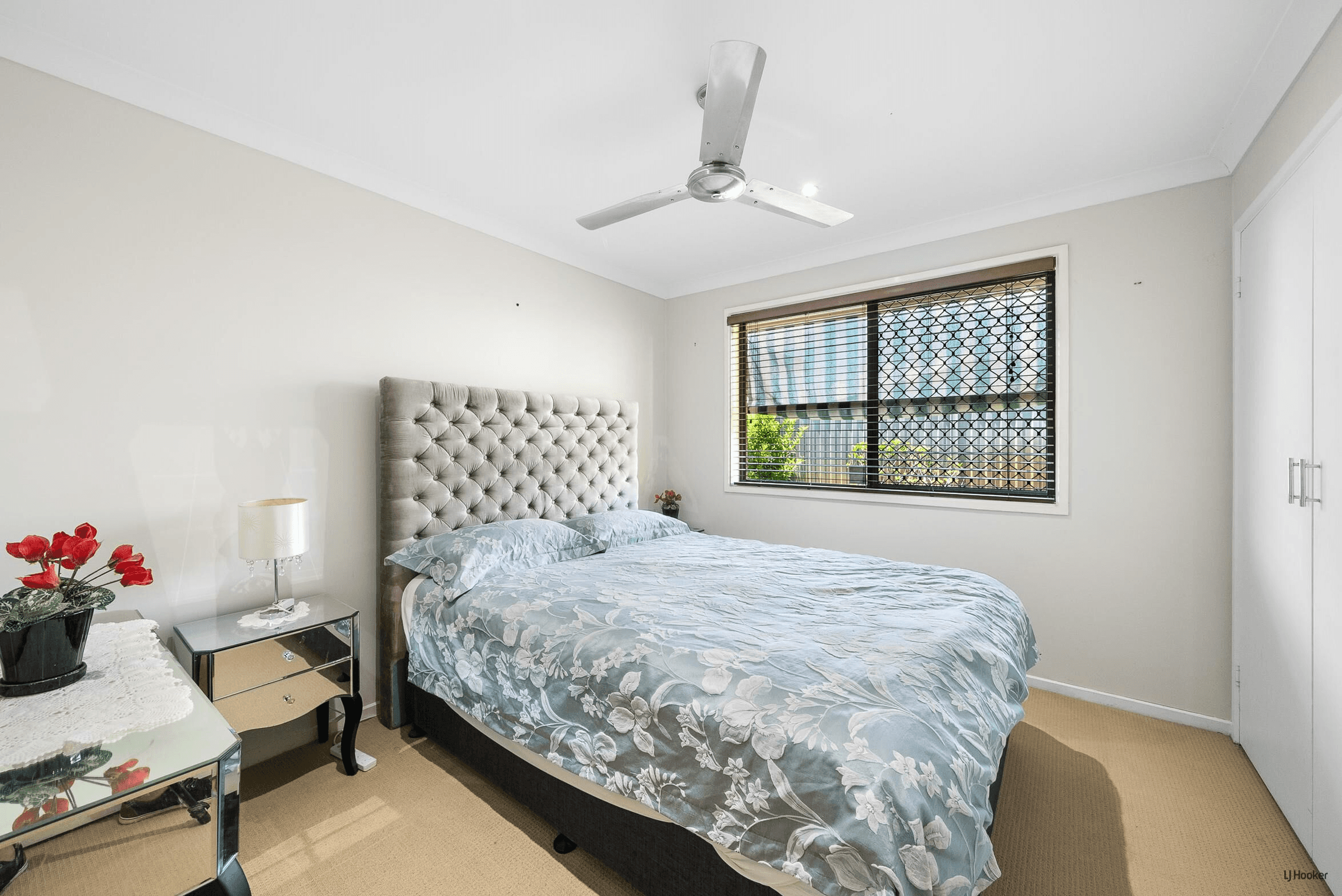 33 Spindle Street, Palm Beach, QLD 4221