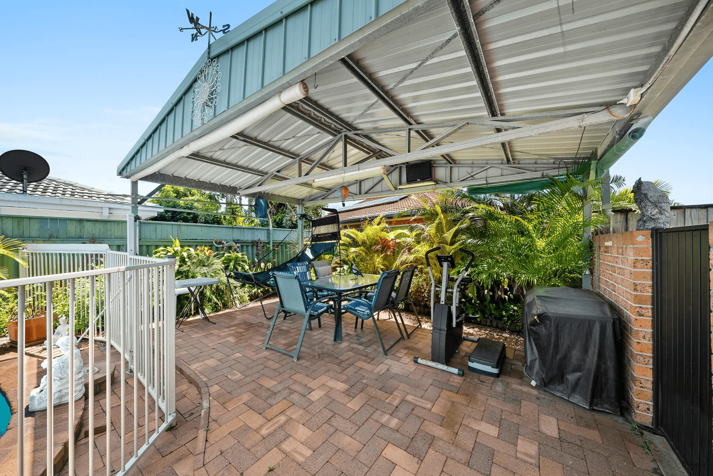 33 Spindle Street, Palm Beach, QLD 4221