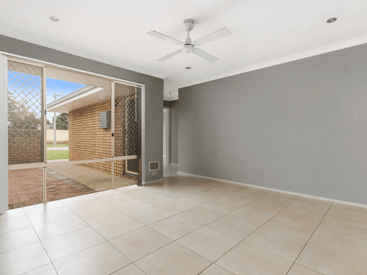 3a Austin Crt, COOLOONGUP, WA 6168