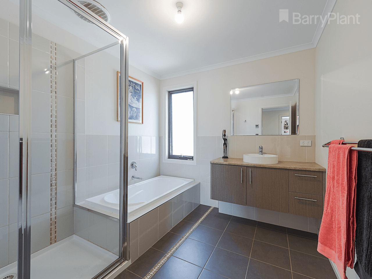 7 Bruce Crescent, FERNTREE GULLY, VIC 3156