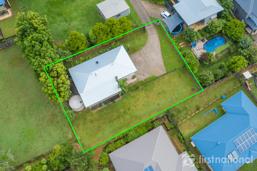 72 Sahara Road, GLASS HOUSE MOUNTAINS, QLD 4518