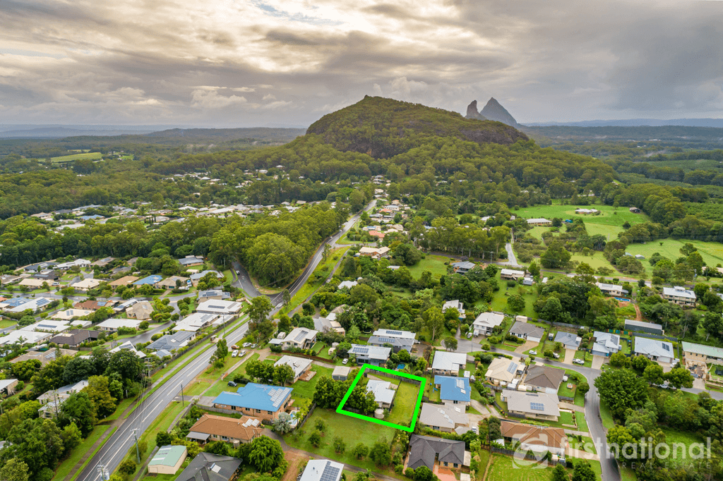 72 Sahara Road, GLASS HOUSE MOUNTAINS, QLD 4518