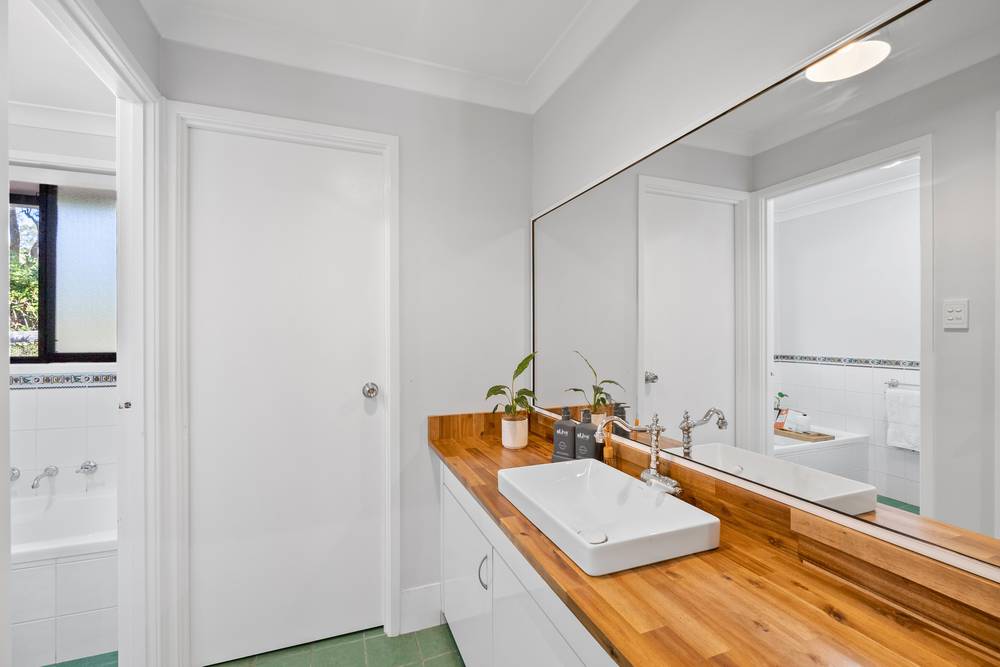 21 Treelands Drive, Jilliby, NSW 2259