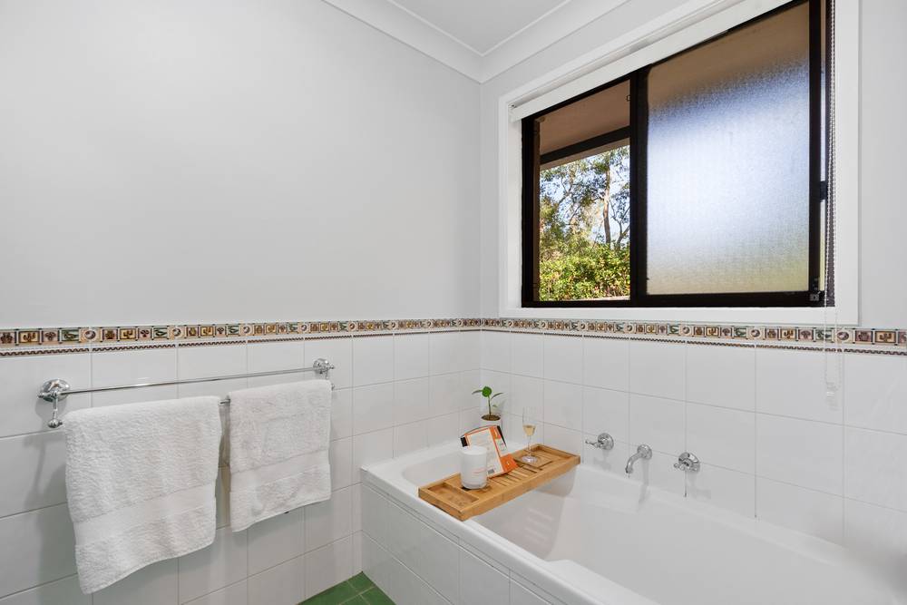 21 Treelands Drive, Jilliby, NSW 2259