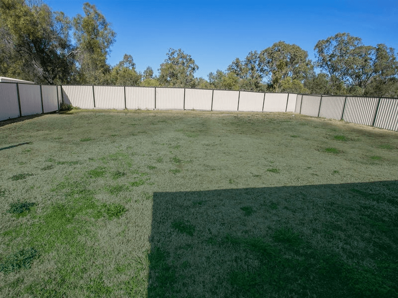 24 Cameron Street, CHINCHILLA, QLD 4413