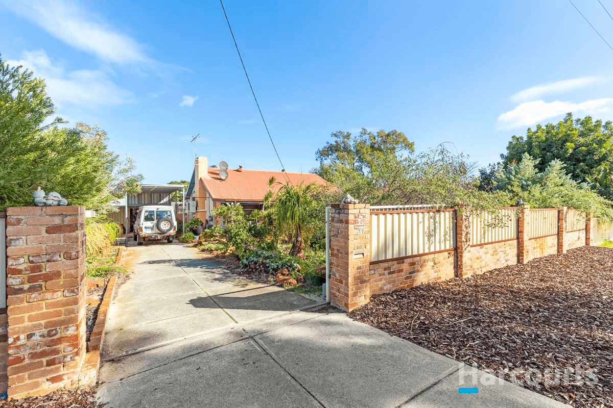 11 Paulina Way, Coolbellup, WA 6163