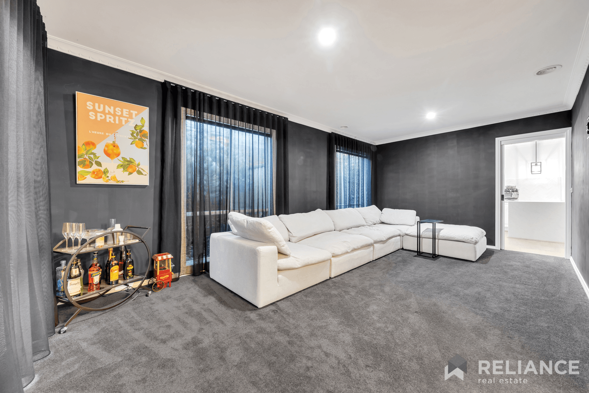 8 The Avenue, Sunbury, VIC 3429