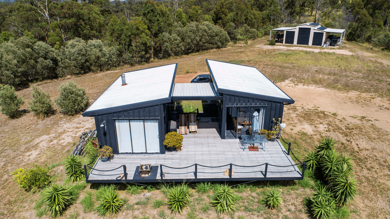 86 Laidley Creek West Road, MULGOWIE, QLD 4341