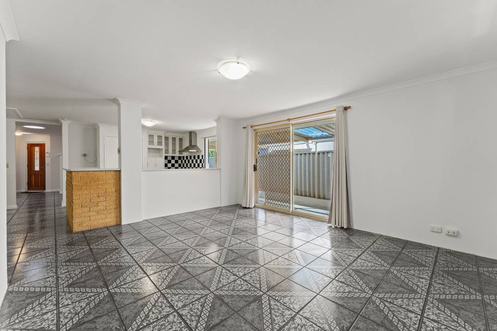 3 Juania Place, WARNBRO, WA 6169