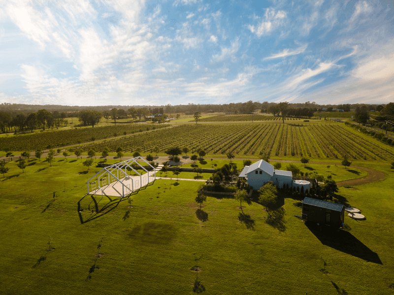 469 Lovedale Rd, Lovedale, NSW 2325