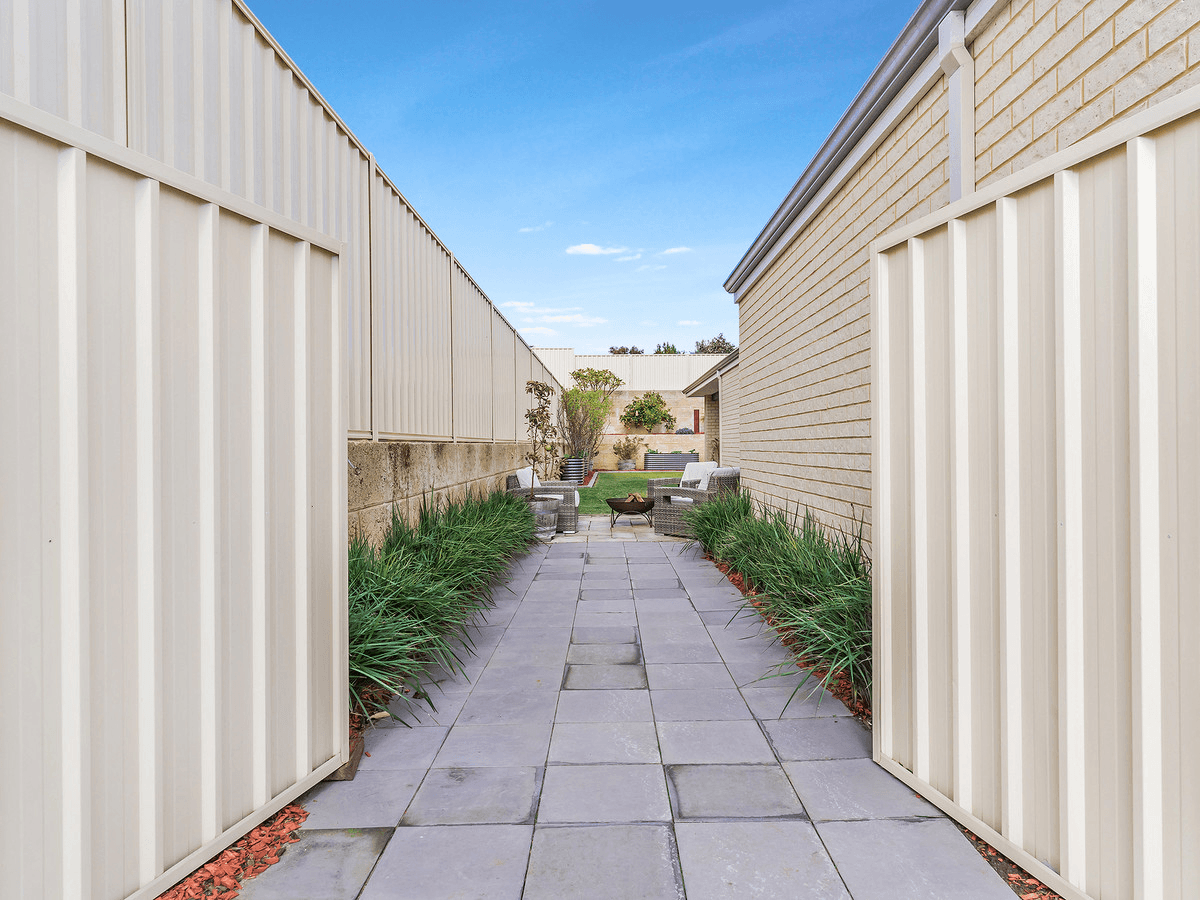 31 Dalwallinu Tce, DAWESVILLE, WA 6211