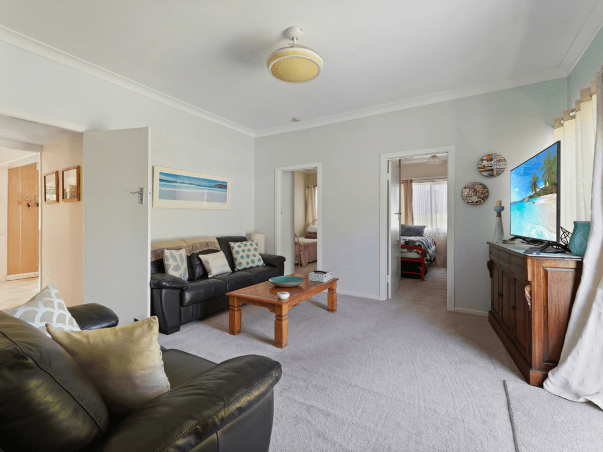 11 Narroy Road, NORTH NARRABEEN, NSW 2101