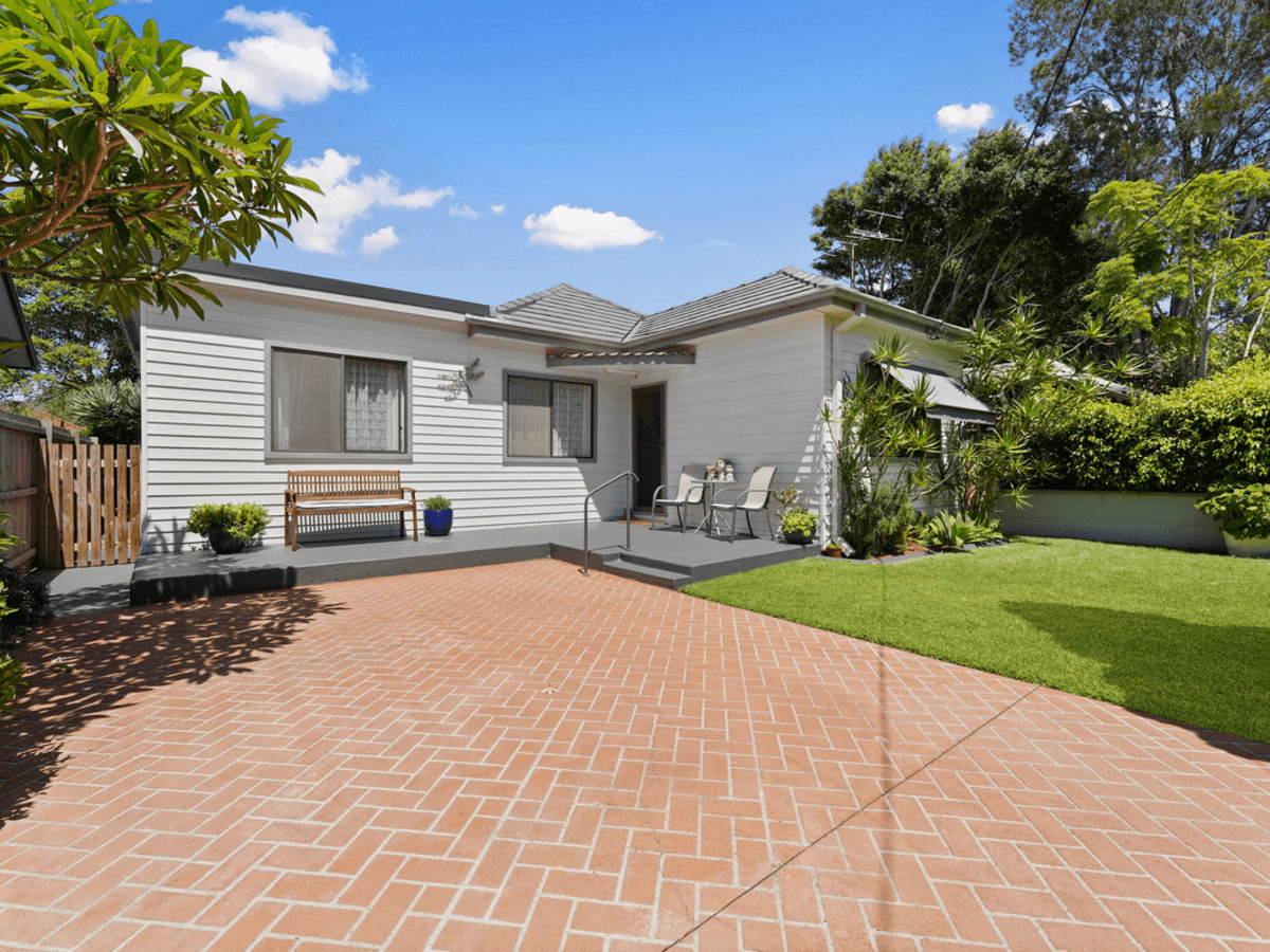 11 Narroy Road, NORTH NARRABEEN, NSW 2101