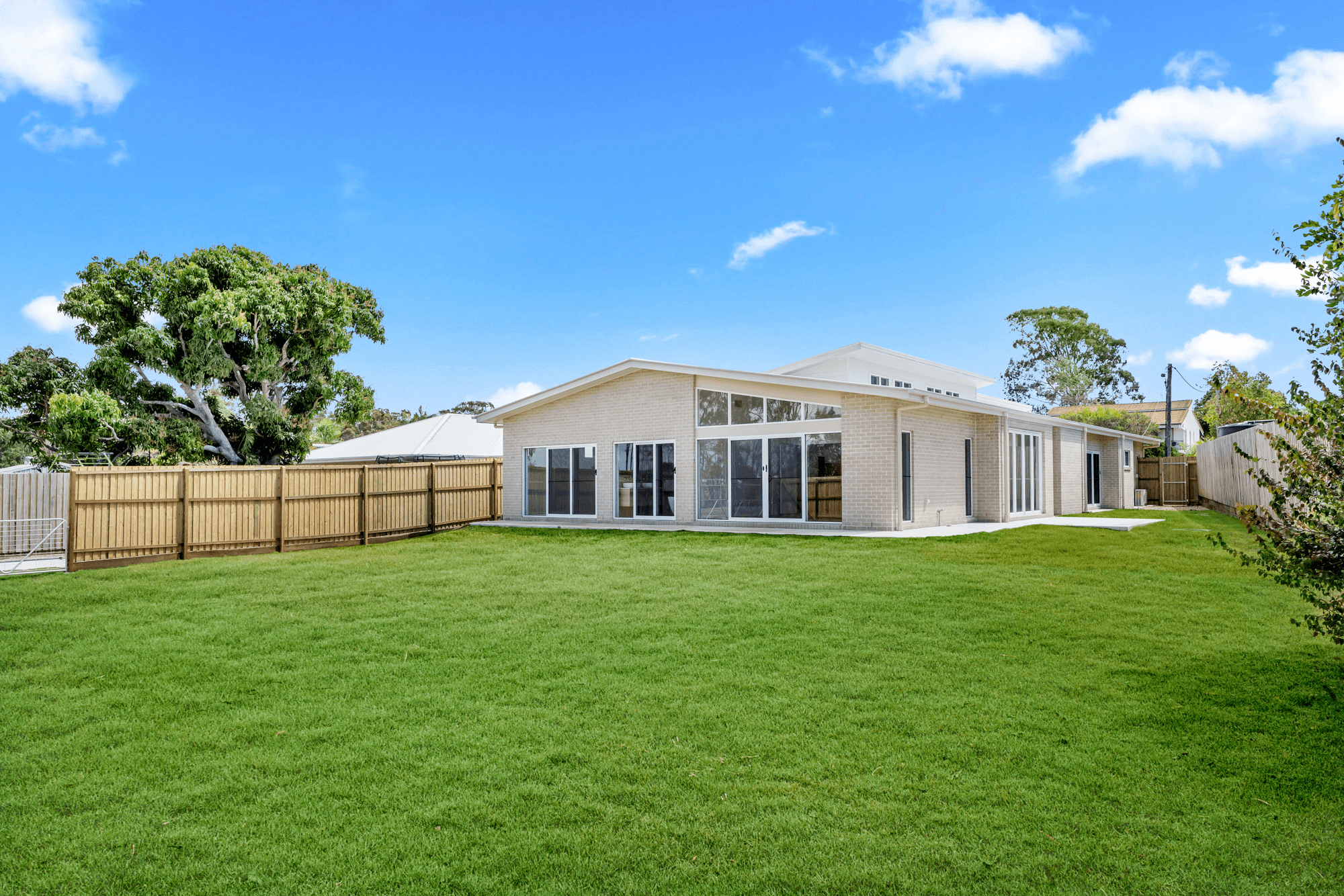 20 Brighton St, Point Vernon, QLD 4655