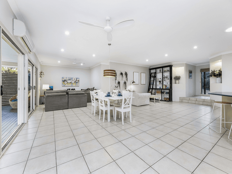 58 Old Orchard Drive, PALMWOODS, QLD 4555