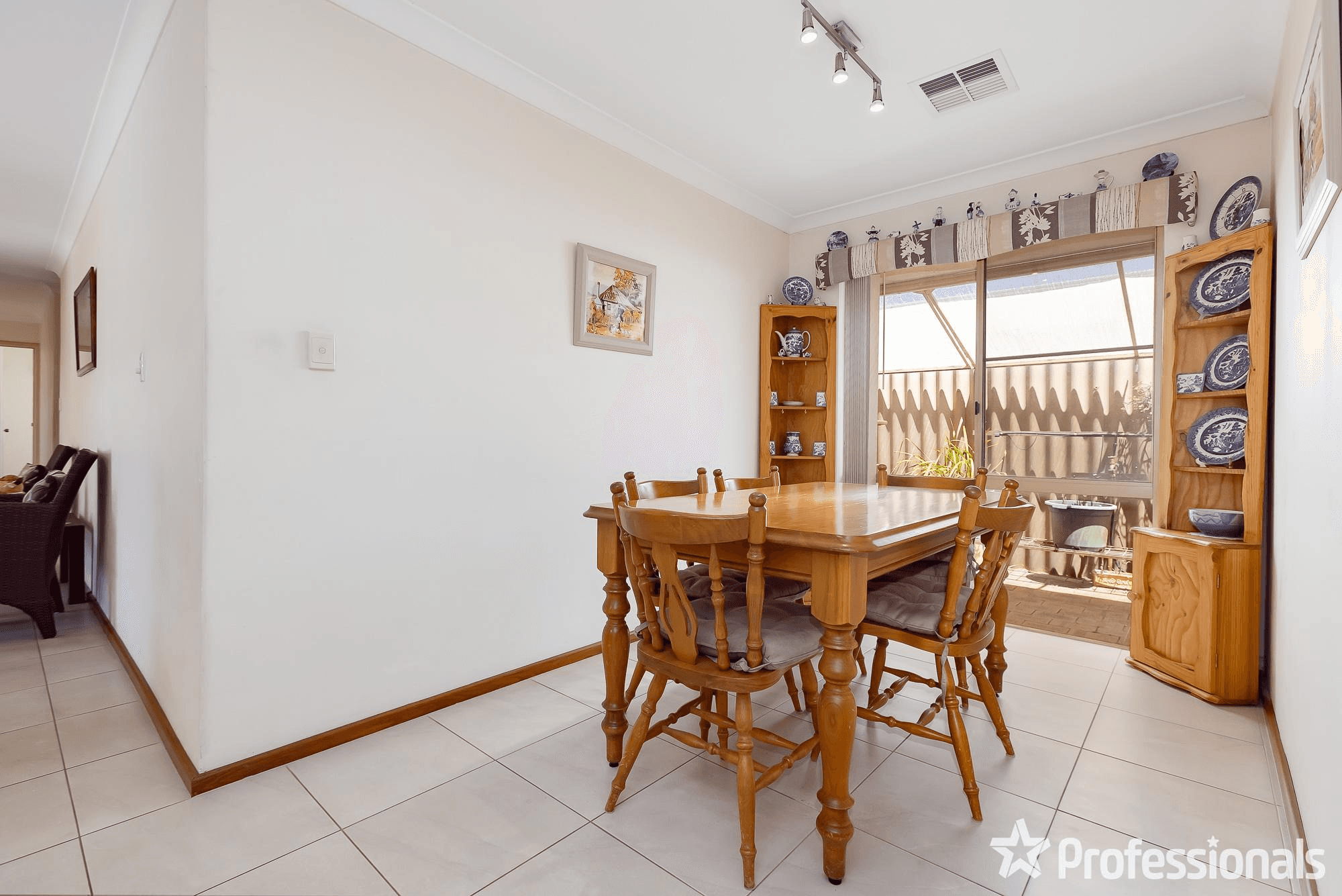 11 Dreyer Way, BULL CREEK, WA 6149